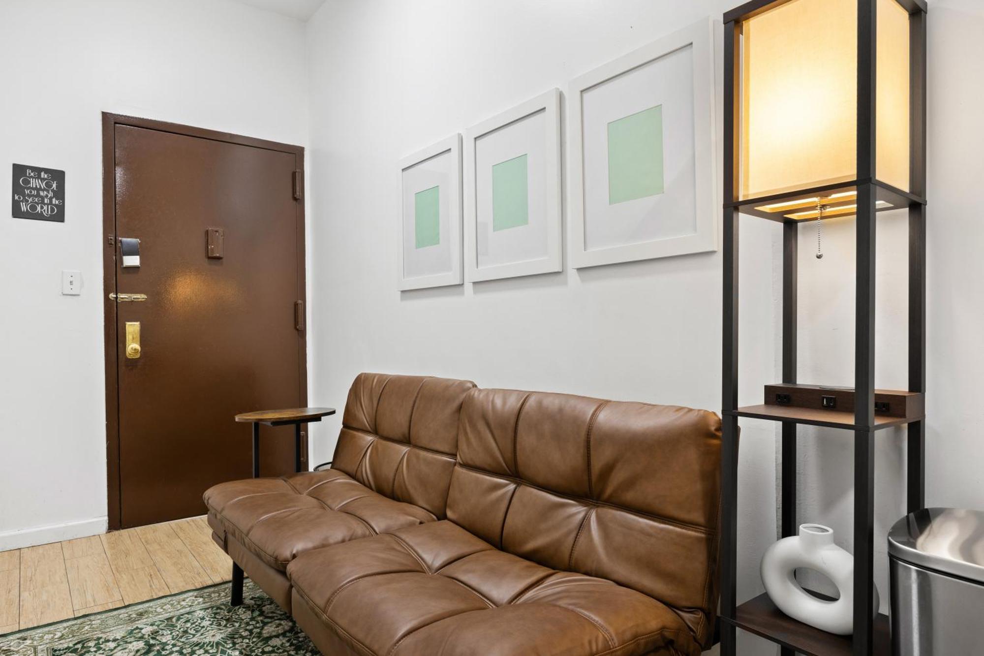 Apartamento Sleek 2br - Walking Distance To Times Square *