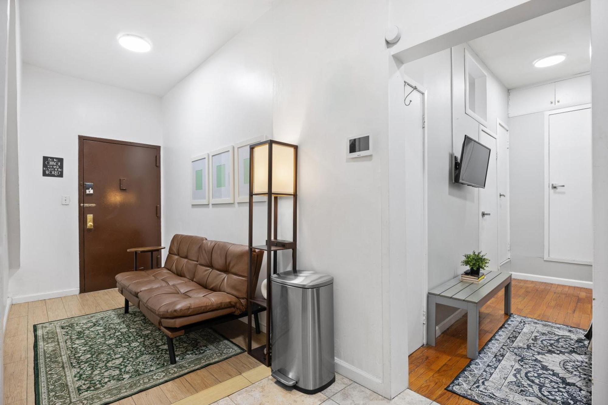 Sleek 2br - Walking Distance To Times Square Apartamento *